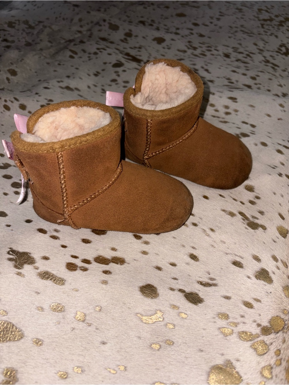 Uggs Kids Cozy Shearling-Lined Brown Booties